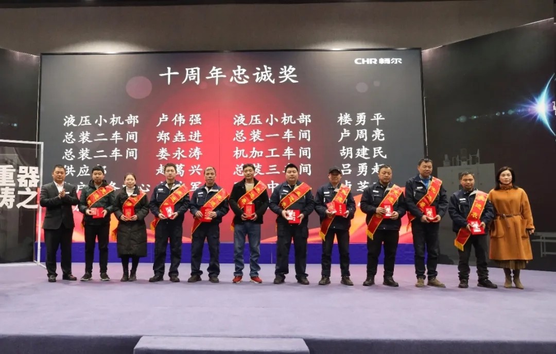 拉床,拉刀,自动化,高端拉床,专用机床,内拉床,外拉床,数控机床,自动化生产线,工业机器人