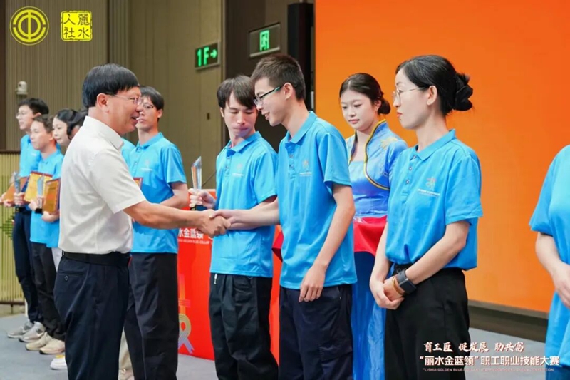 拉床,拉刀,自动化,高端拉床,专用机床,内拉床,外拉床,数控机床,自动化生产线,工业机器人 拉床,拉刀,自动化,高端拉床,专用机床,内拉床,外拉床,数控机床,自动化生产线,工业机器人