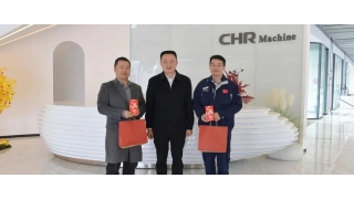 王益县长慰问畅尔高层次人才